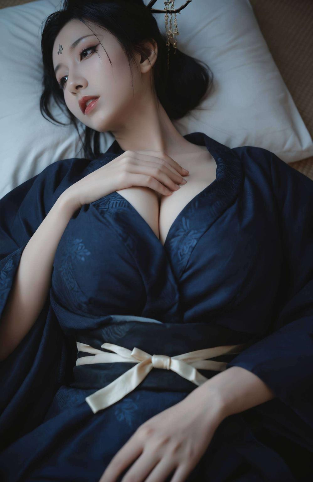 四妹壁纸真人AI素材让你的电脑桌面瞬间穿越二次元！高清画质